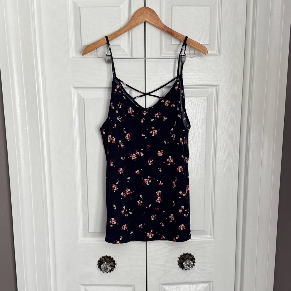 Kaileigh navy floral cross cross tank - Picture 2 of 4
